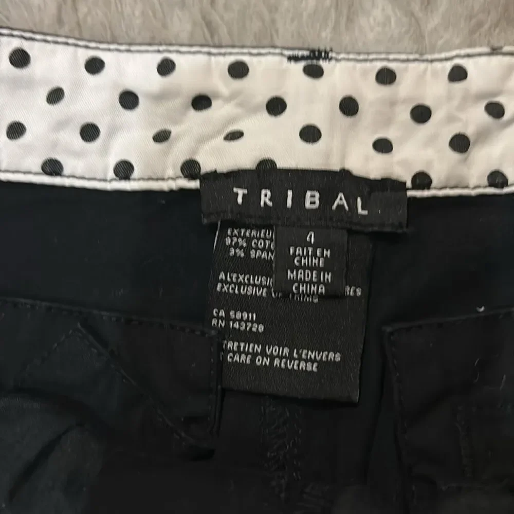 Tribal black cotton stretch cropped pants size 4‎